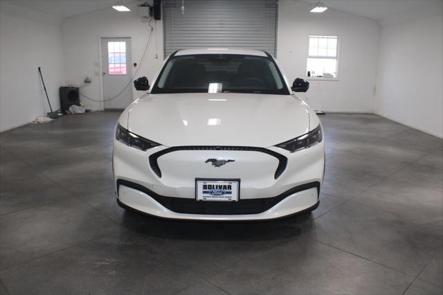 Photo of 2025 Star White Metallic Tri-Coat Ford Mustang Mach-E