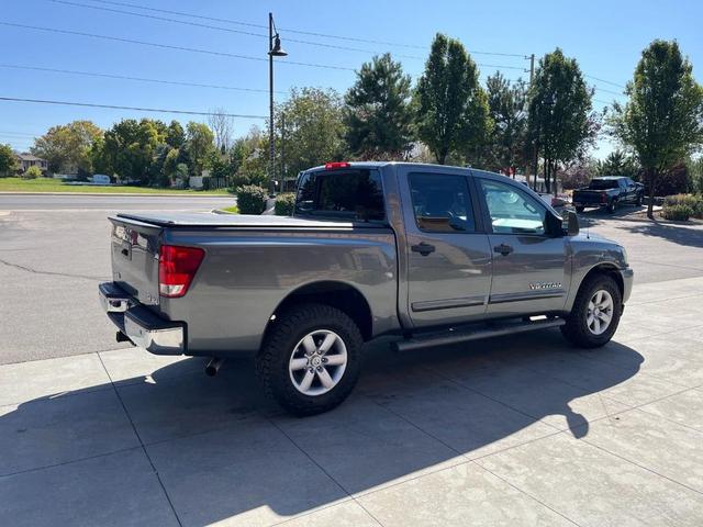 Photo of 2013 Gray Nissan Titan