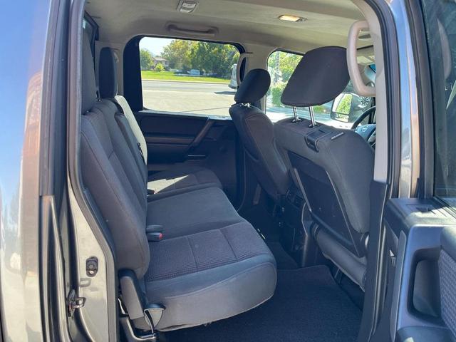 Photo of 2013 Gray Nissan Titan