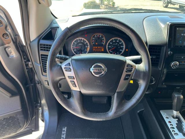 Photo of 2013 Gray Nissan Titan