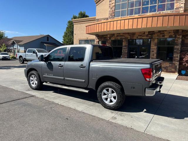 Photo of 2013 Gray Nissan Titan