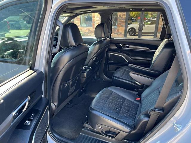 Photo of 2024 Gray Kia Telluride
