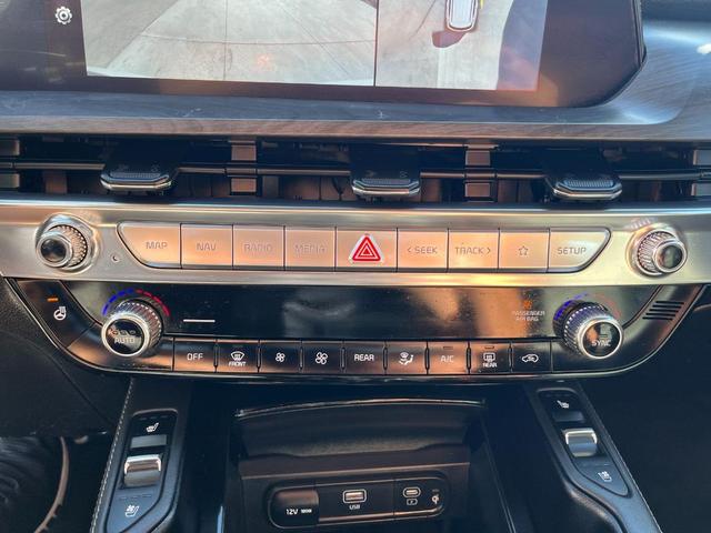 Photo of 2024 Gray Kia Telluride