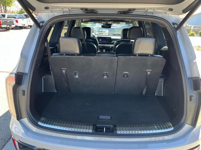 Photo of 2024 Gray Kia Telluride