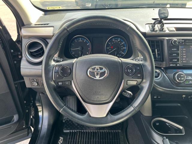 Photo of 2018 Black Toyota RAV4