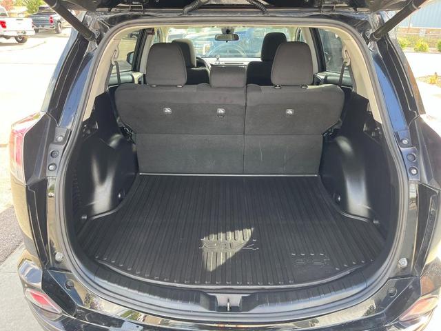 Photo of 2018 Black Toyota RAV4