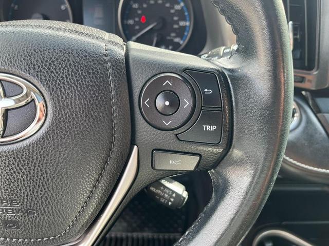 Photo of 2018 Black Toyota RAV4