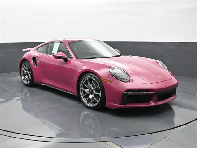 Photo of 2024 Ruby Porsche 911