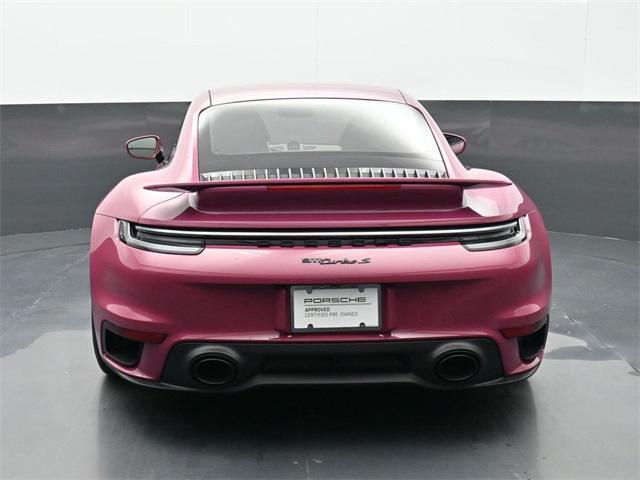 Photo of 2024 Ruby Porsche 911
