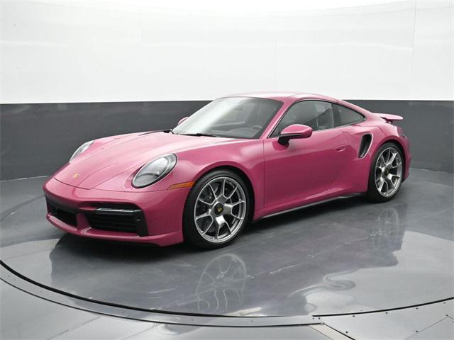 Photo of 2024 Ruby Porsche 911