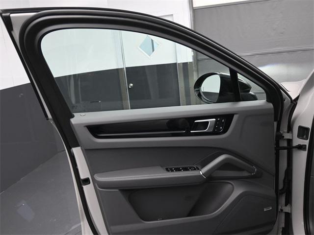 Photo of 2022 Chalk Porsche Cayenne