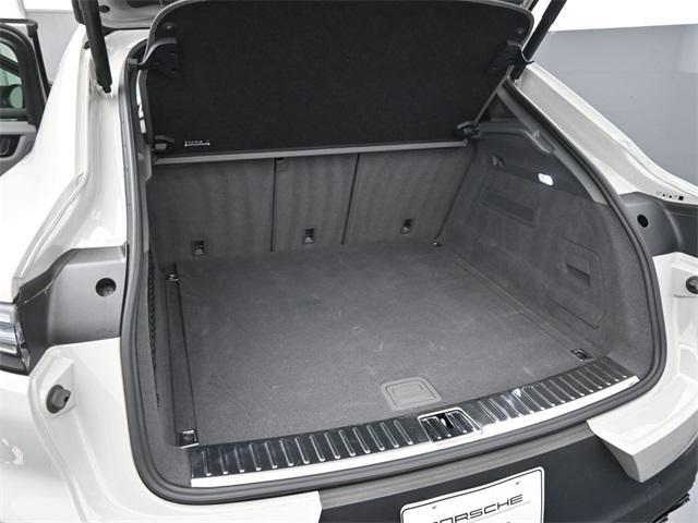 Photo of 2022 Chalk Porsche Cayenne
