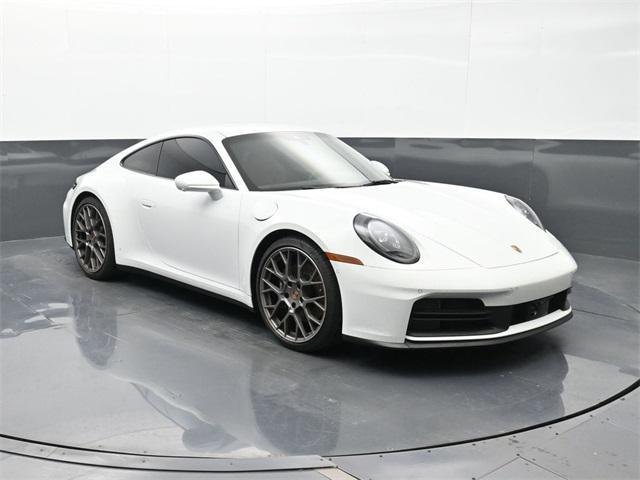 Photo of 2025 White Porsche 911