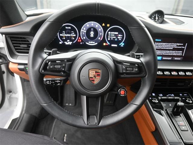 Photo of 2025 White Porsche 911