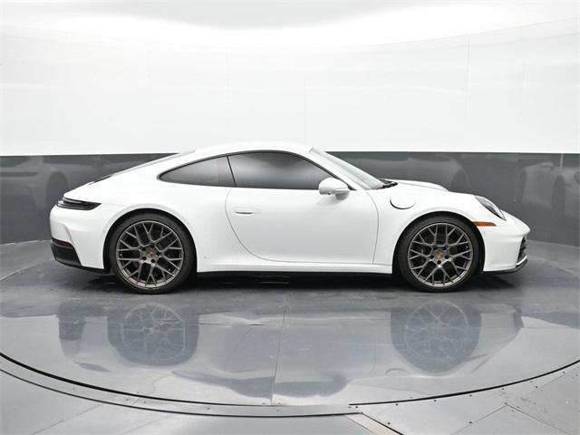 Photo of 2025 White Porsche 911