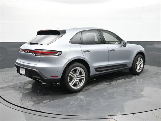 Photo of 2022 Dolomite Silver Metallic Porsche Macan