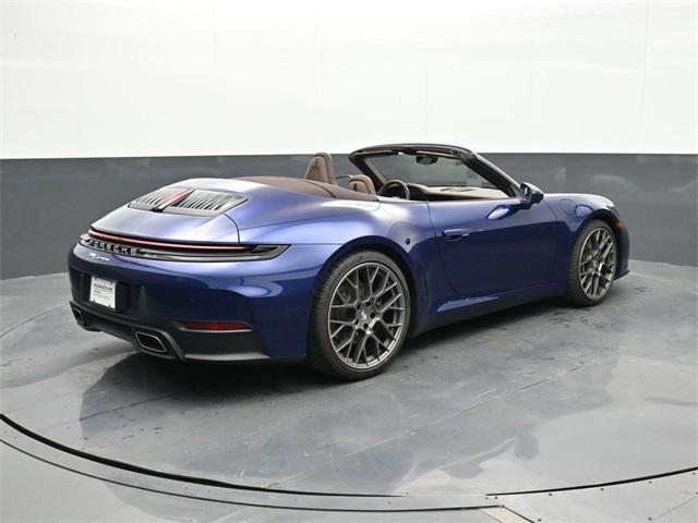 Photo of 2025 Gentian Blue Metallic Porsche 911