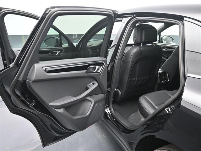 Photo of 2025 Black Porsche Macan