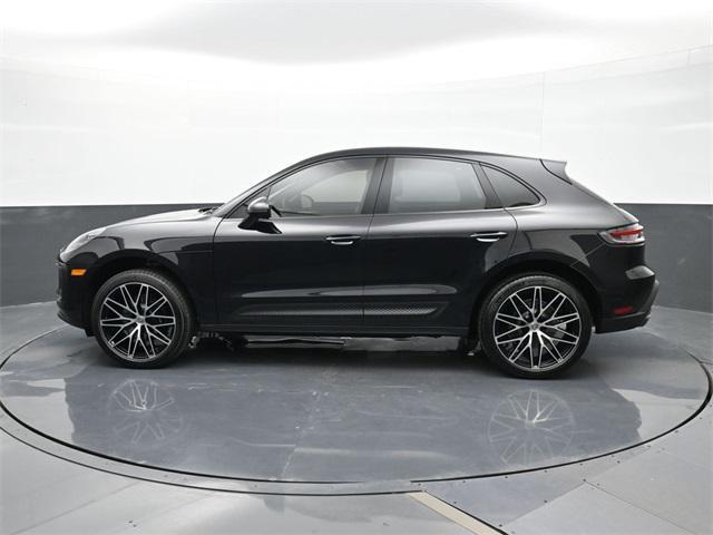 Photo of 2025 Jet Black Metallic Porsche Macan