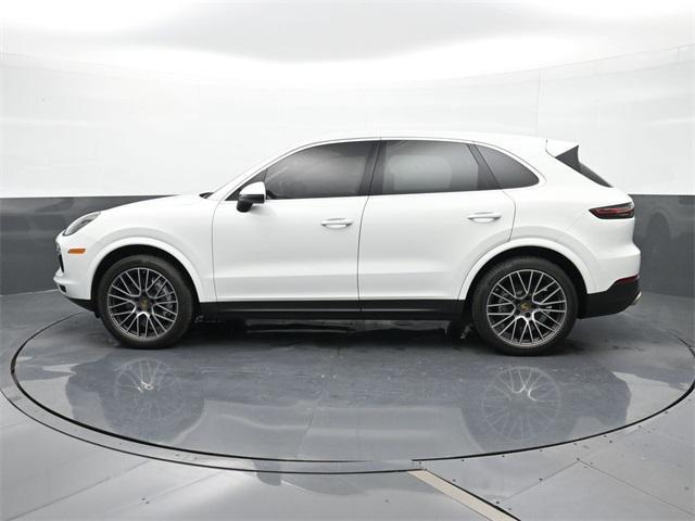Photo of 2021 White Porsche Cayenne