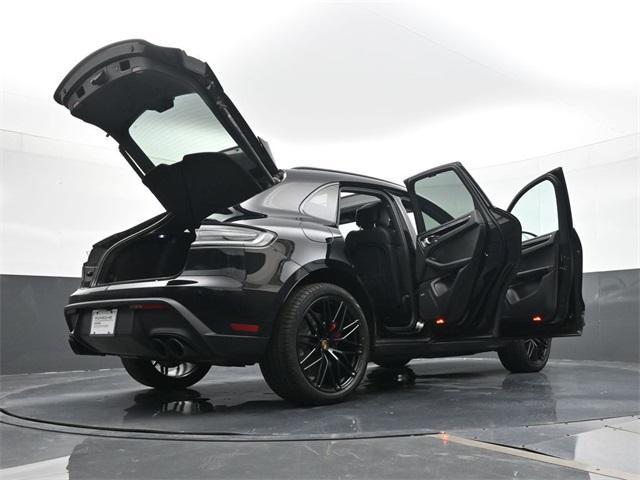Photo of 2023 Black Porsche Macan