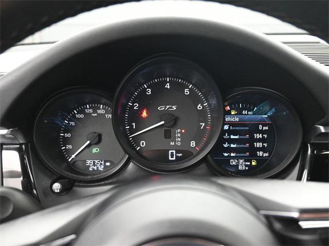 Photo of 2023 Black Porsche Macan