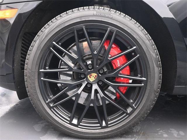 Photo of 2023 Black Porsche Macan