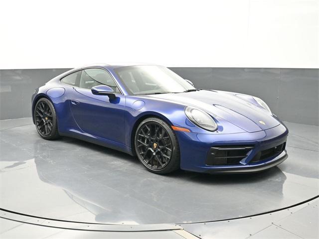 Photo of 2024 Gentian Blue Metallic Porsche 911