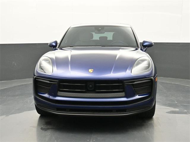 Photo of 2023 Blue Porsche Macan