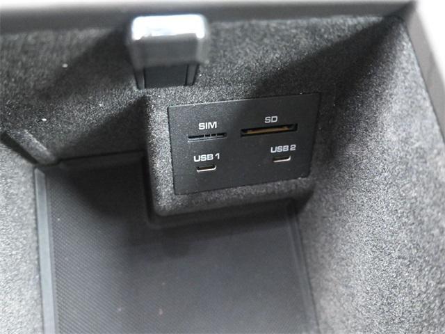 Photo of 2023 Blue Porsche Macan