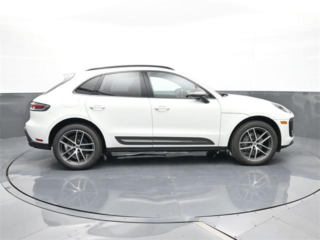 Photo of 2024 White Porsche Macan