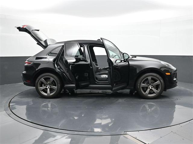 Photo of 2025 Black Porsche Macan