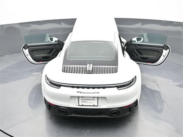 Photo of 2024 White Porsche 911