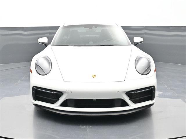 Photo of 2024 White Porsche 911