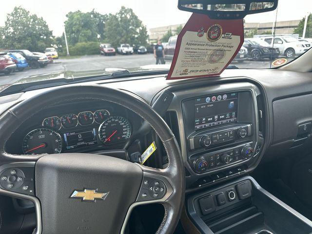 Photo of 2017 Pepperdust Metallic Chevrolet Silverado 1500