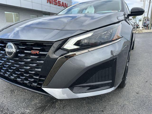Photo of 2024 Gun Metallic Nissan Altima