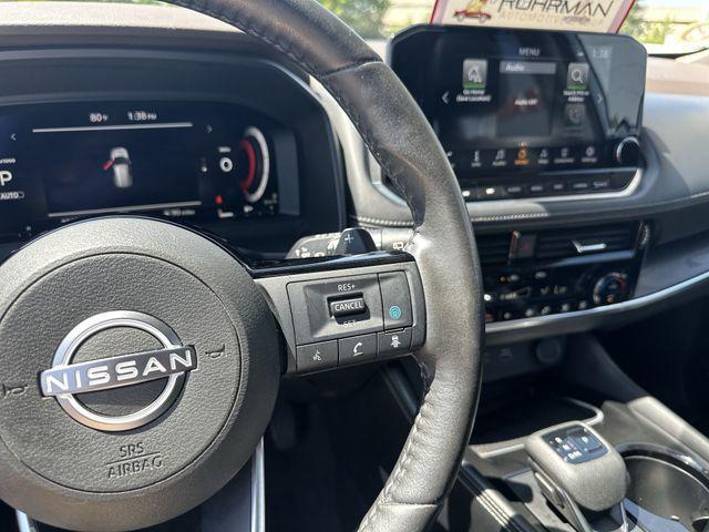 Photo of 2023 Brilliant Silver Metallic Nissan Rogue