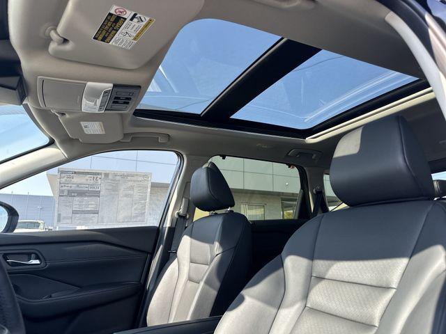 Photo of 2026 Black Nissan Rogue