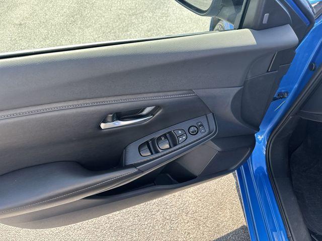 Photo of 2023 Electric Blue Metallic Nissan Sentra
