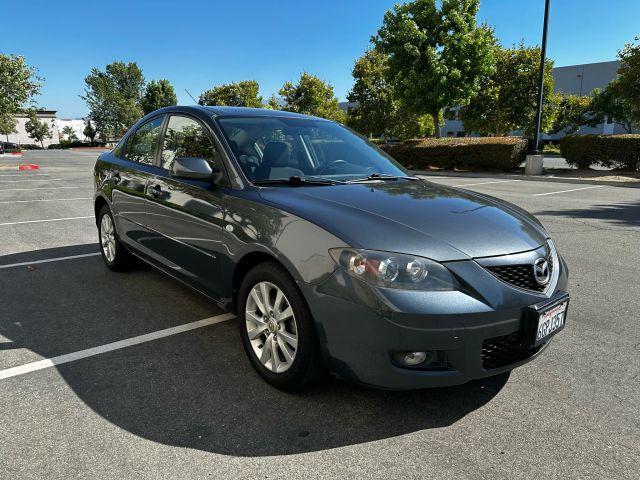 Photo of 2009 Metropolitan Gray Mica Mazda Mazda3