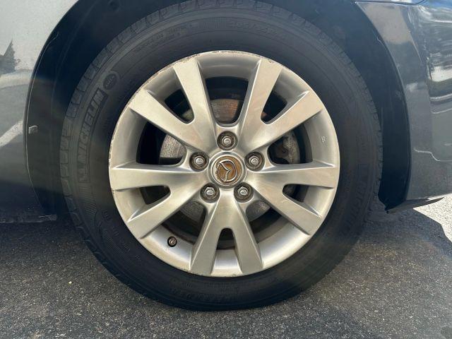 Photo of 2009 Metropolitan Gray Mica Mazda Mazda3
