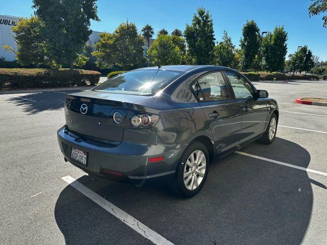 Photo of 2009 Metropolitan Gray Mica Mazda Mazda3
