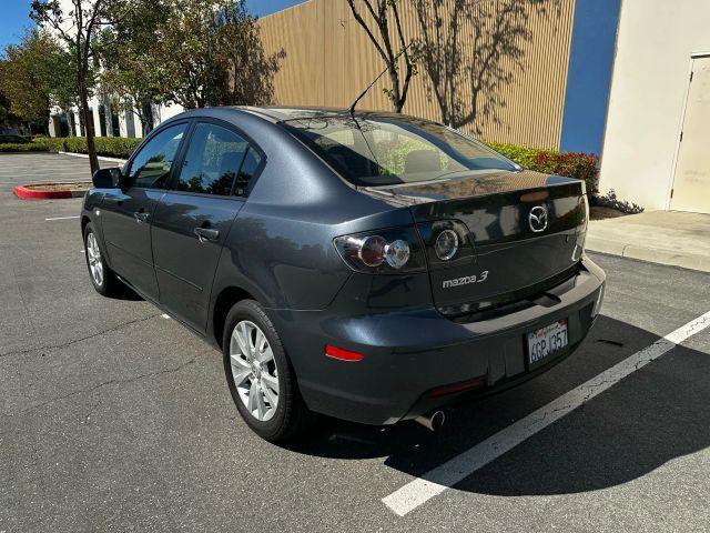 Photo of 2009 Metropolitan Gray Mica Mazda Mazda3