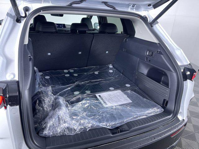 Photo of 2025 Wind Chill Pearl Mazda CX-50 Hybrid