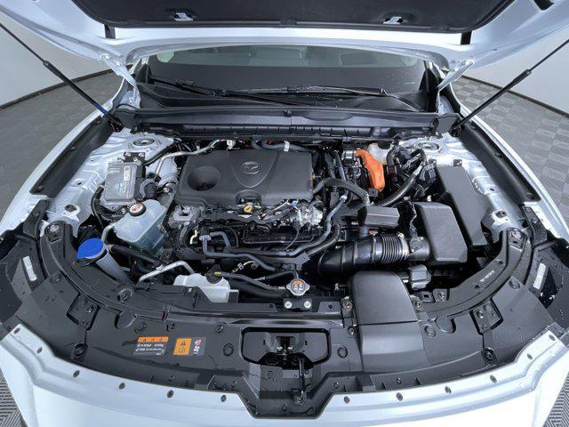 Photo of 2025 Wind Chill Pearl Mazda CX-50 Hybrid