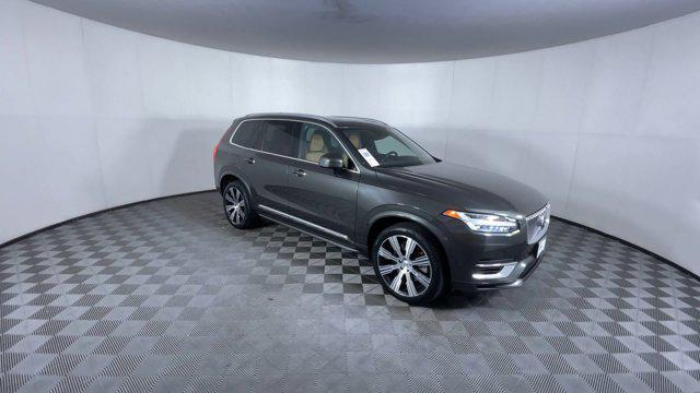 Photo of 2022 Green Volvo XC90 Recharge Plug-In Hybrid