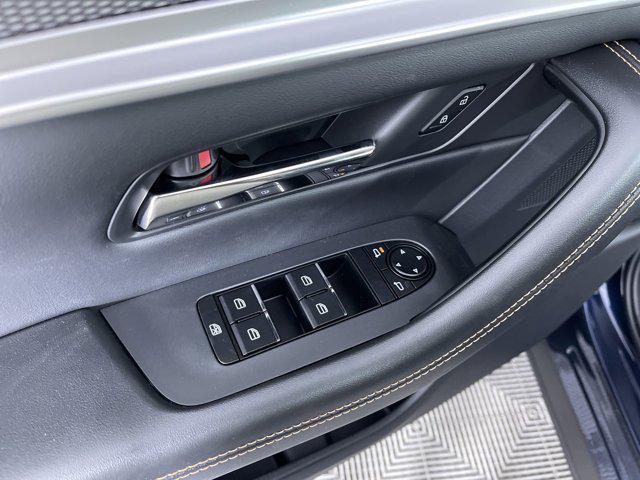 Photo of 2025 Deep Crystal Blue Mica Mazda CX-90