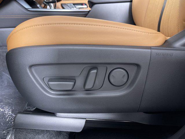 Photo of 2025 Rhodium White Premium Mazda CX-70
