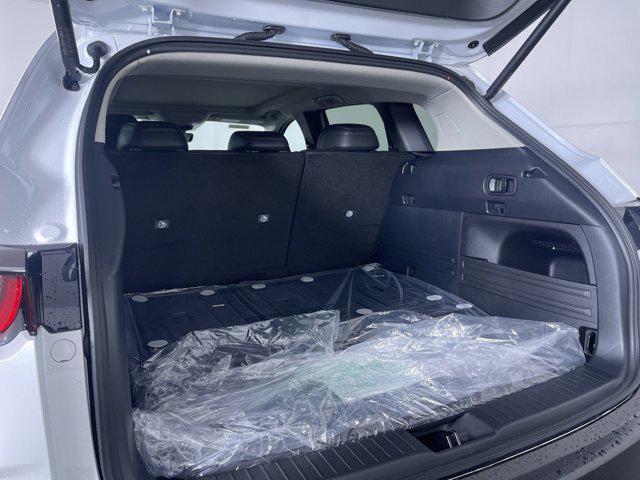 Photo of 2025 Wind Chill Pearl Mazda CX-50 Hybrid