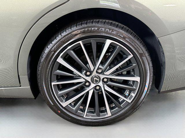 Photo of 2025 06x0 Lexus ES 350
